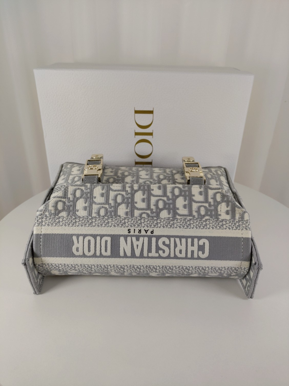 Dior001 22PJ042