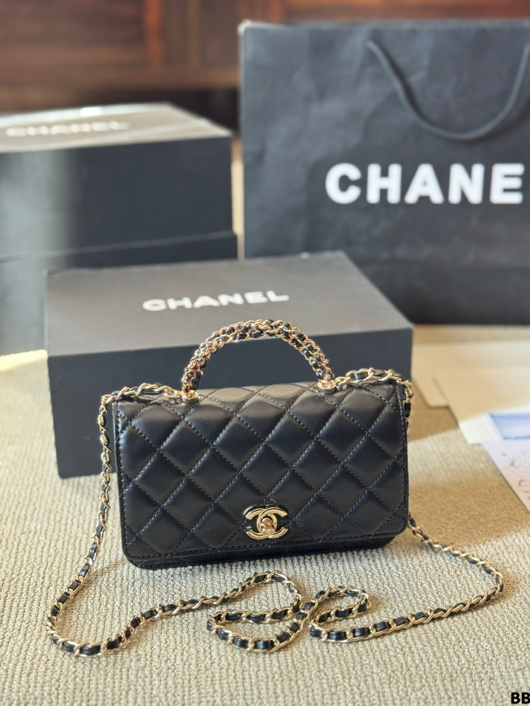 Chanel Shoulder Bag 031 DB061 20cm