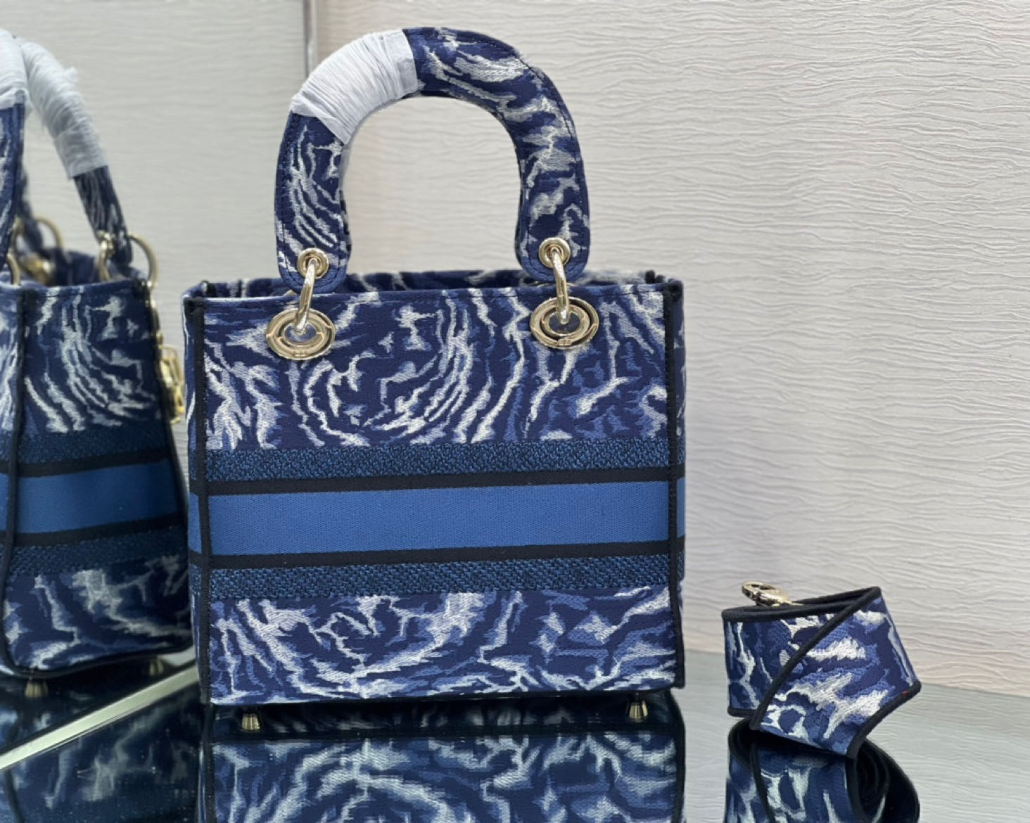 10A + top quality Dior Medium Lady D-Lite Bag M0565 LM003 24cm