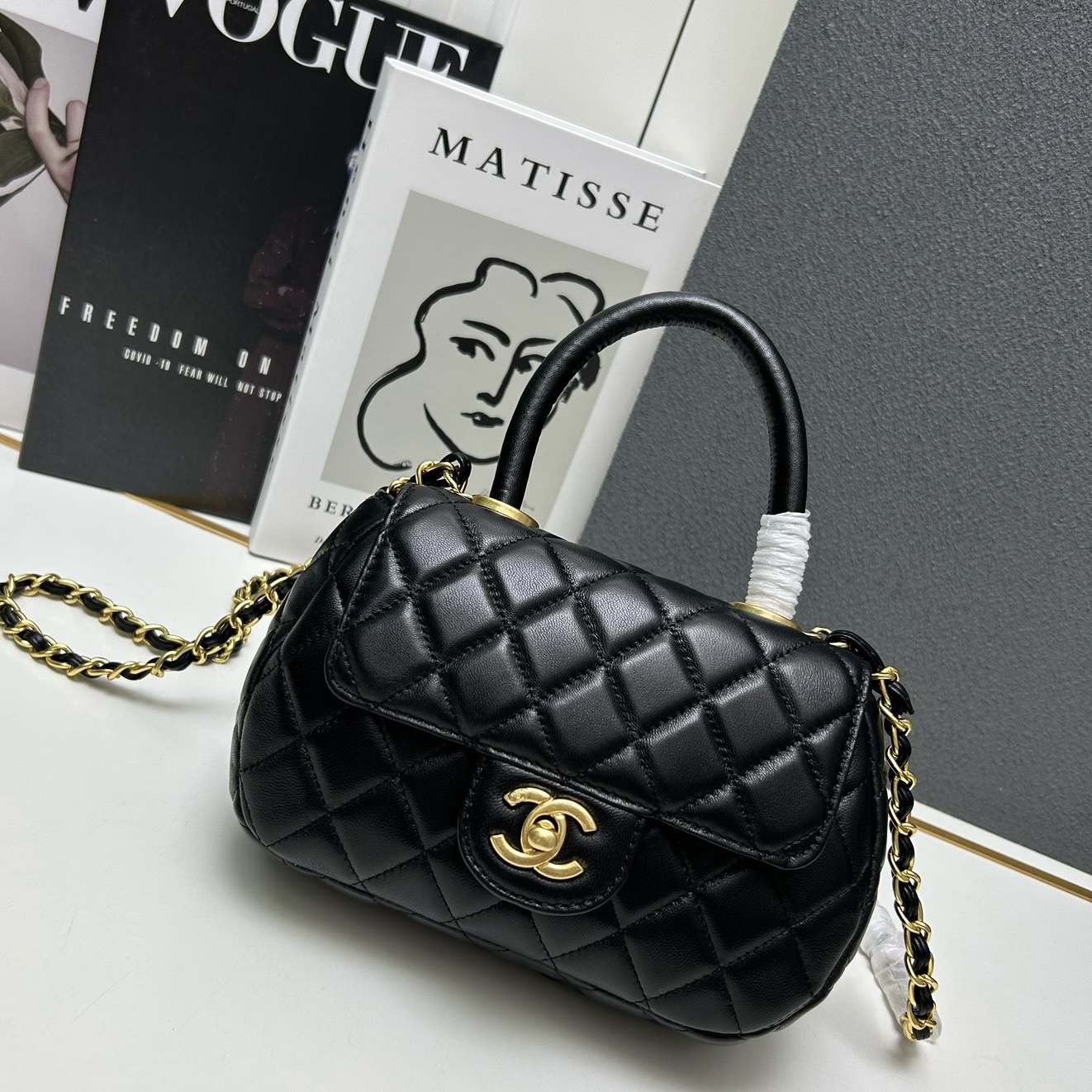 Chanel coco Leather Handle Shoulder Crossbody Bag（Replica）