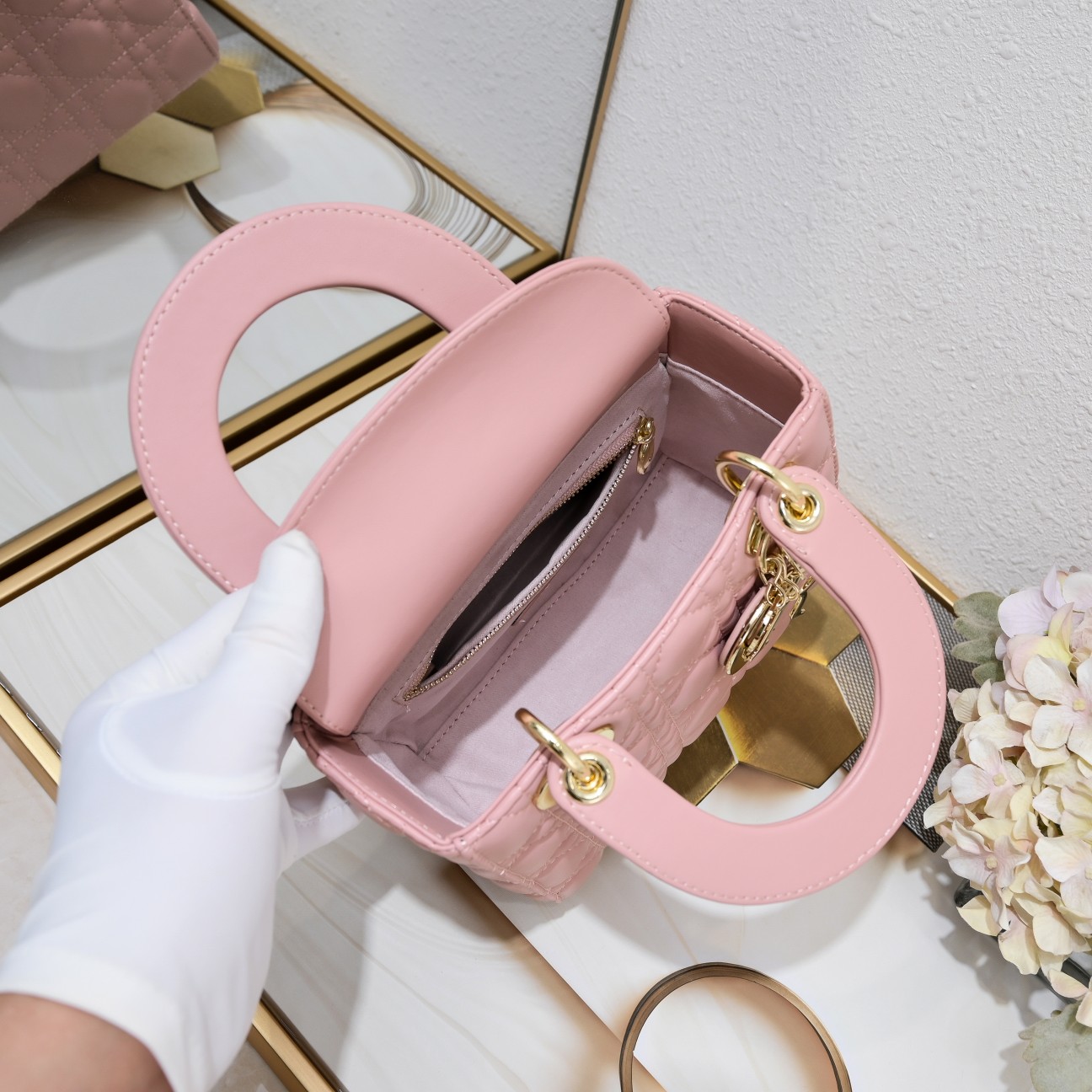 Mini Lady Dior Bag Pink Sheepskin 2077 LM051 17cm