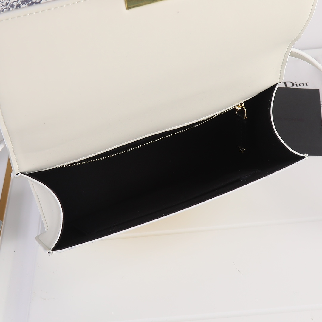 30 Montaigne Bag White CD-1001 XB081 24cm