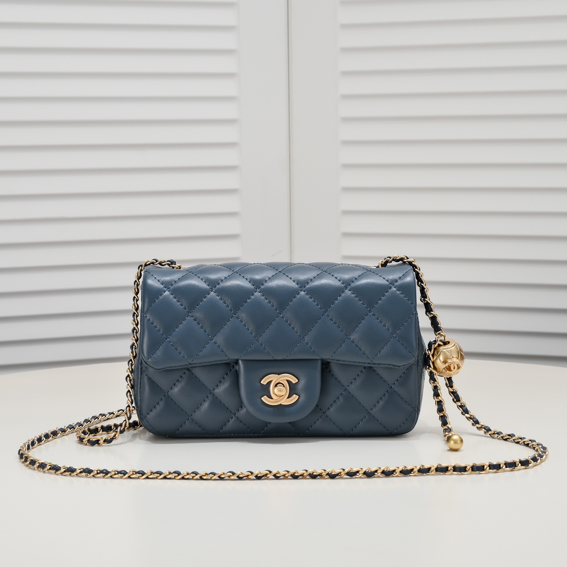 Chanel Cross Body Metal Ball Chain Shoulder Bag Handbag