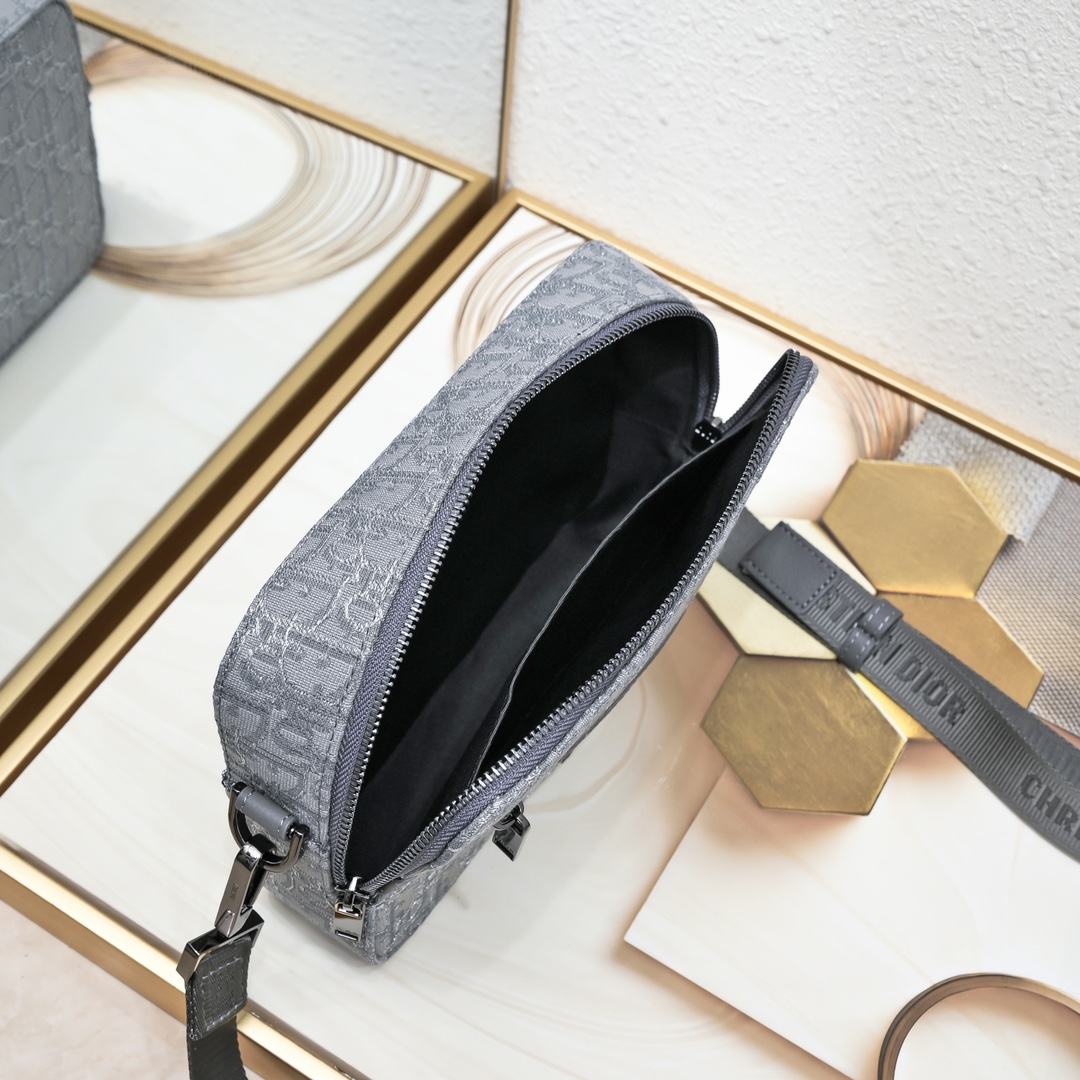 Dior Safari Messenger Bag 1020 XB081 22cm