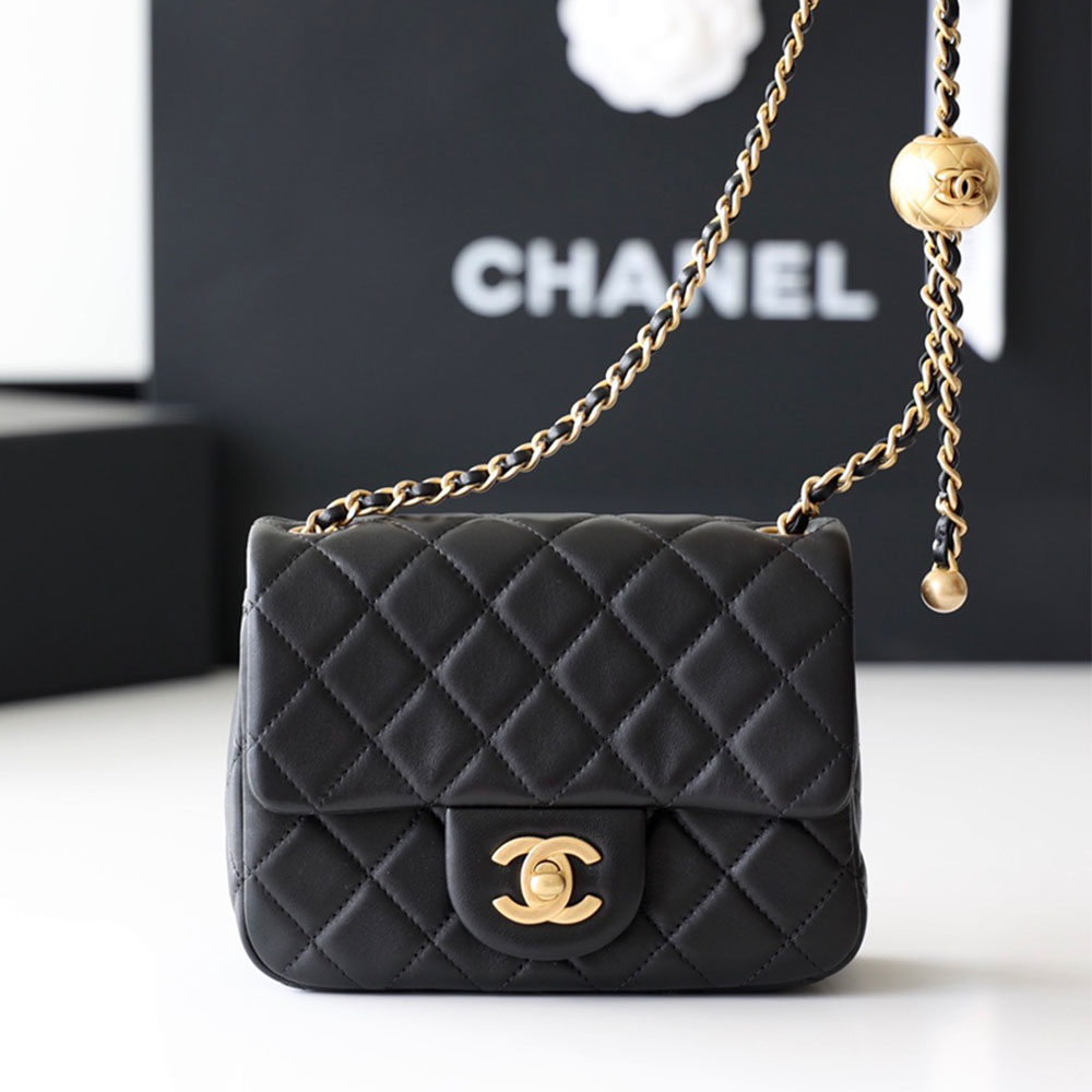 Chanel CF Calfskin Golden Ball 17CM Shoulder Bag