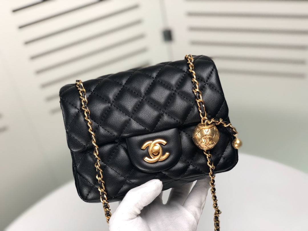 Chanel Cross Body Metal Ball Chain Shoulder Bag Handbag