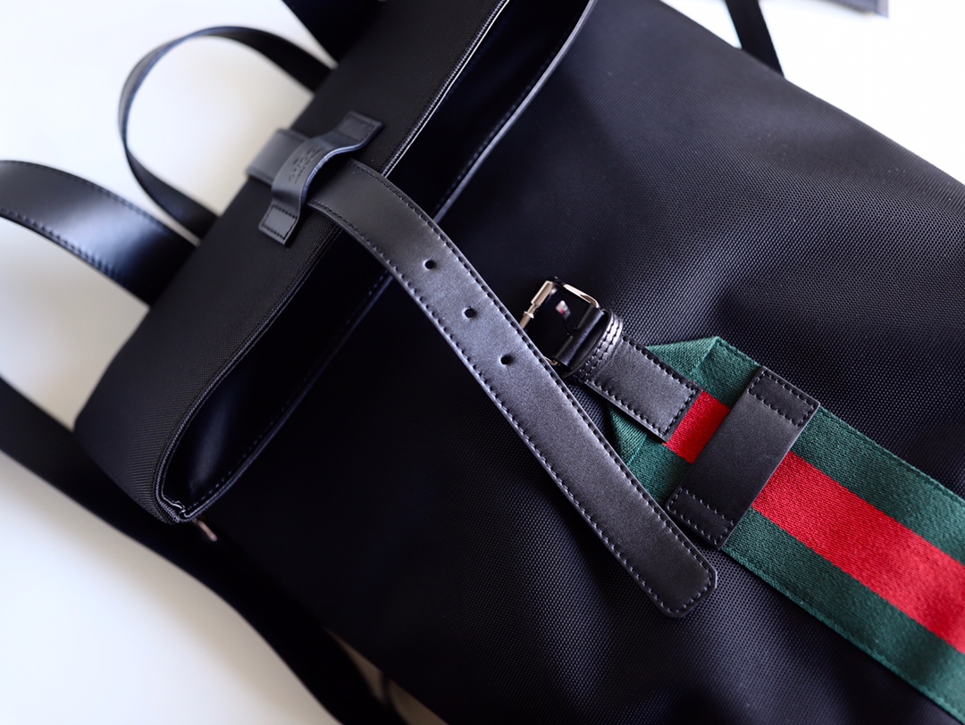 Gucci 337075 smile 081 42cm