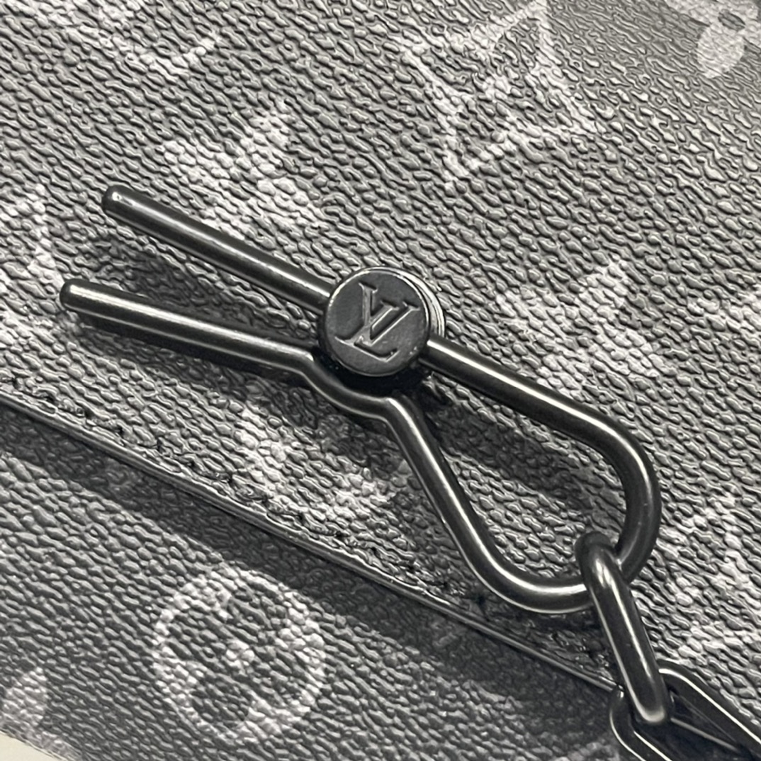 LV Steamer Messenger Bag M82534 LM031 18cm