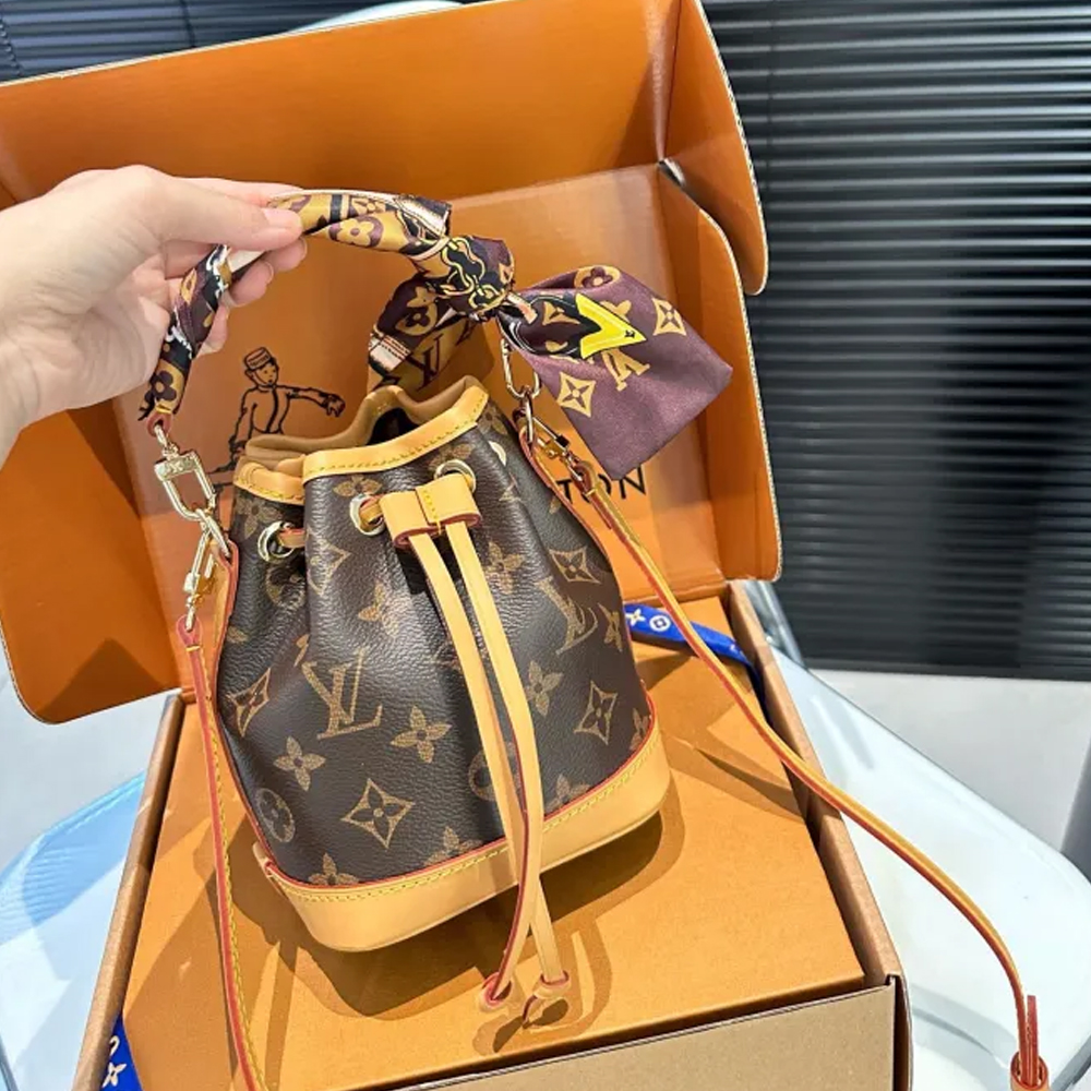 LV Nano Noé Bag 81266 LLS061 15.5cm