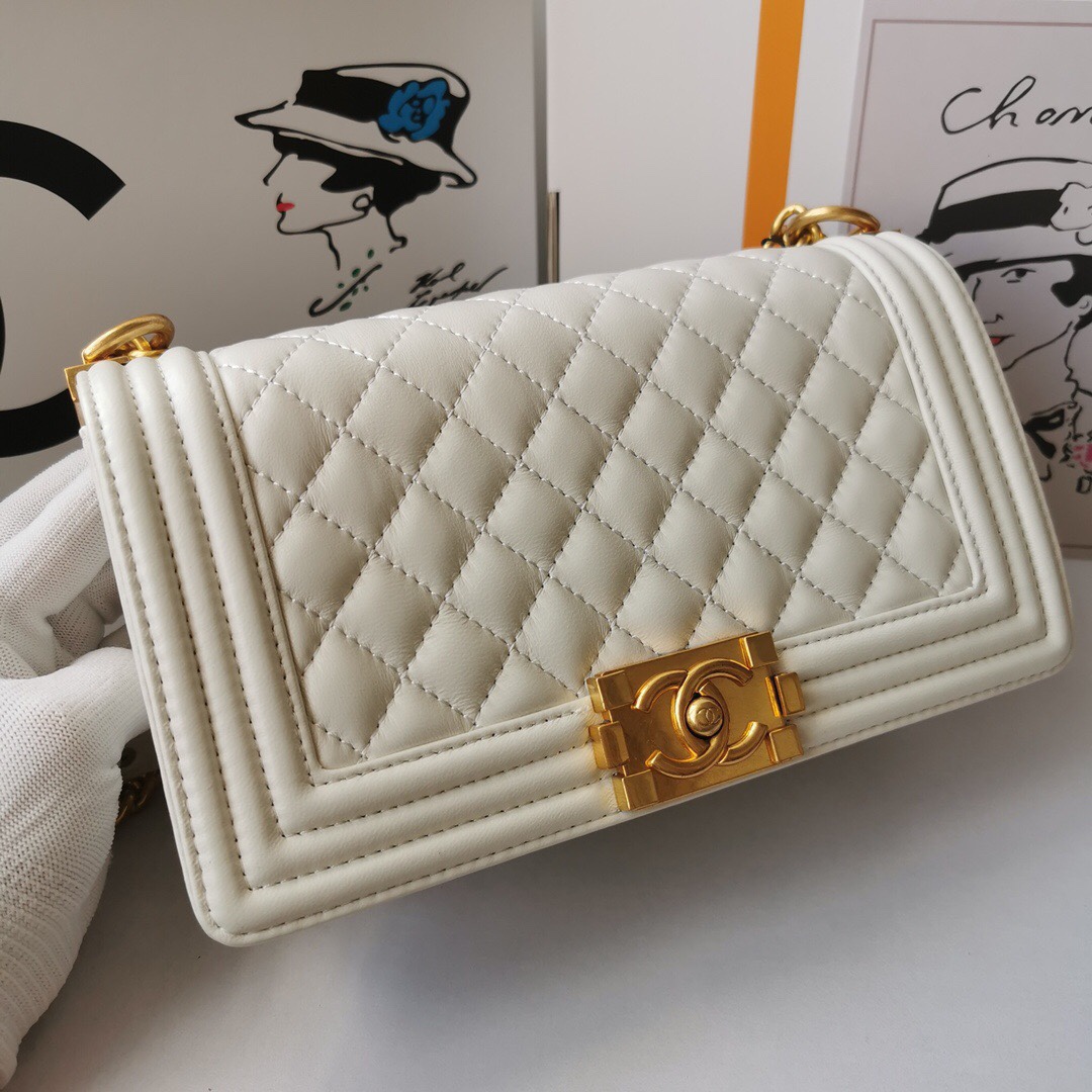 chanel6708PYD042