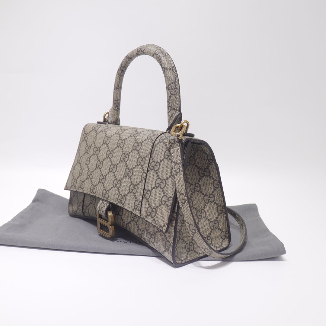GUCCI ＆ Balenciaga joint name hourglass bag