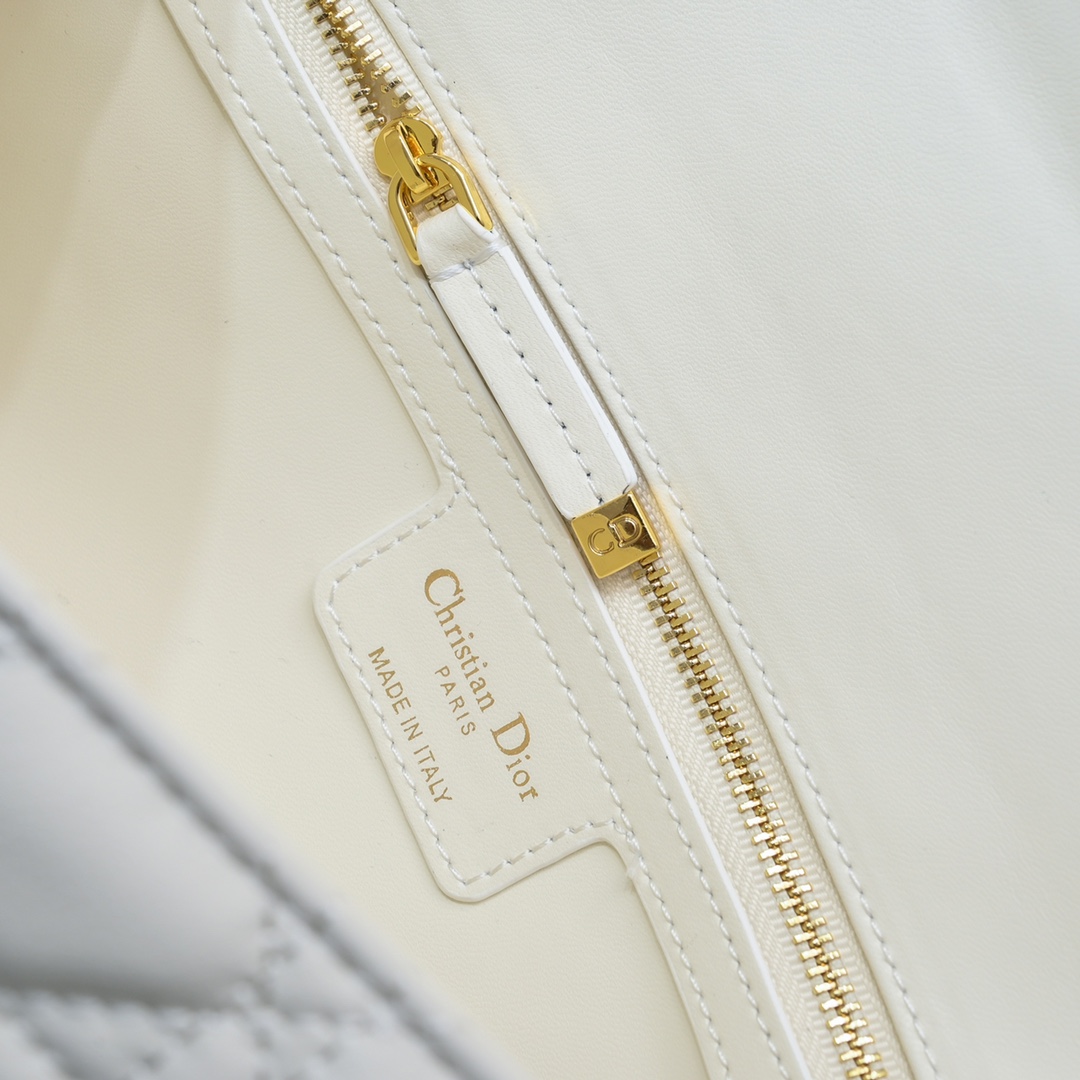 Large Dior Caro Bag White 9797 XB002 28cm