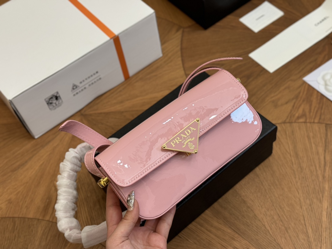 Prada Shoulder Bag 003 DB551 21cm