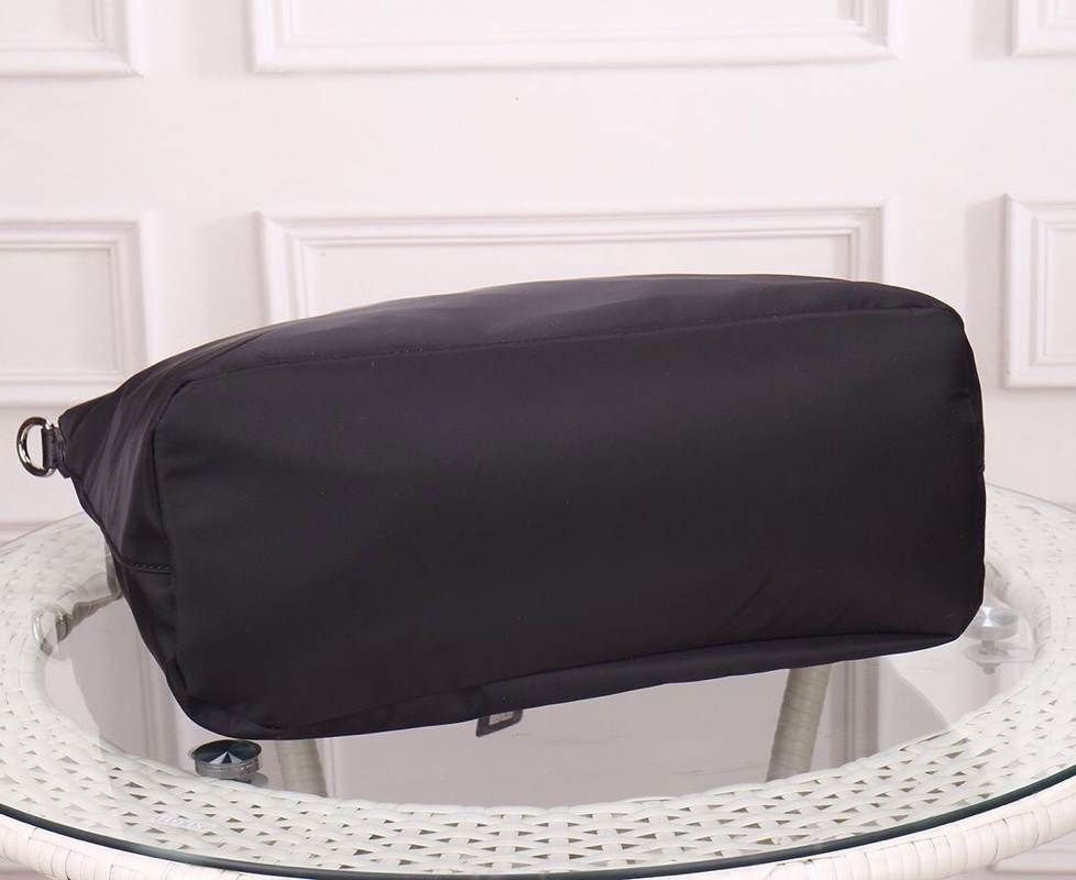 Prada0906HMF511 33*38*16 cm