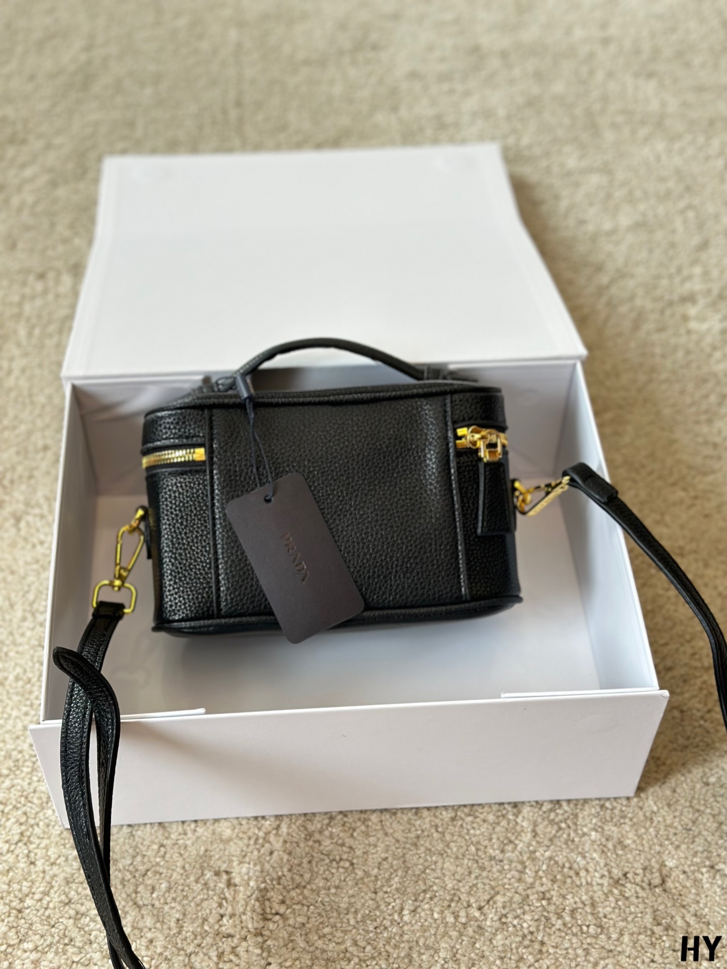 Prada Cosmetic Bag 001 DB561 20cm
