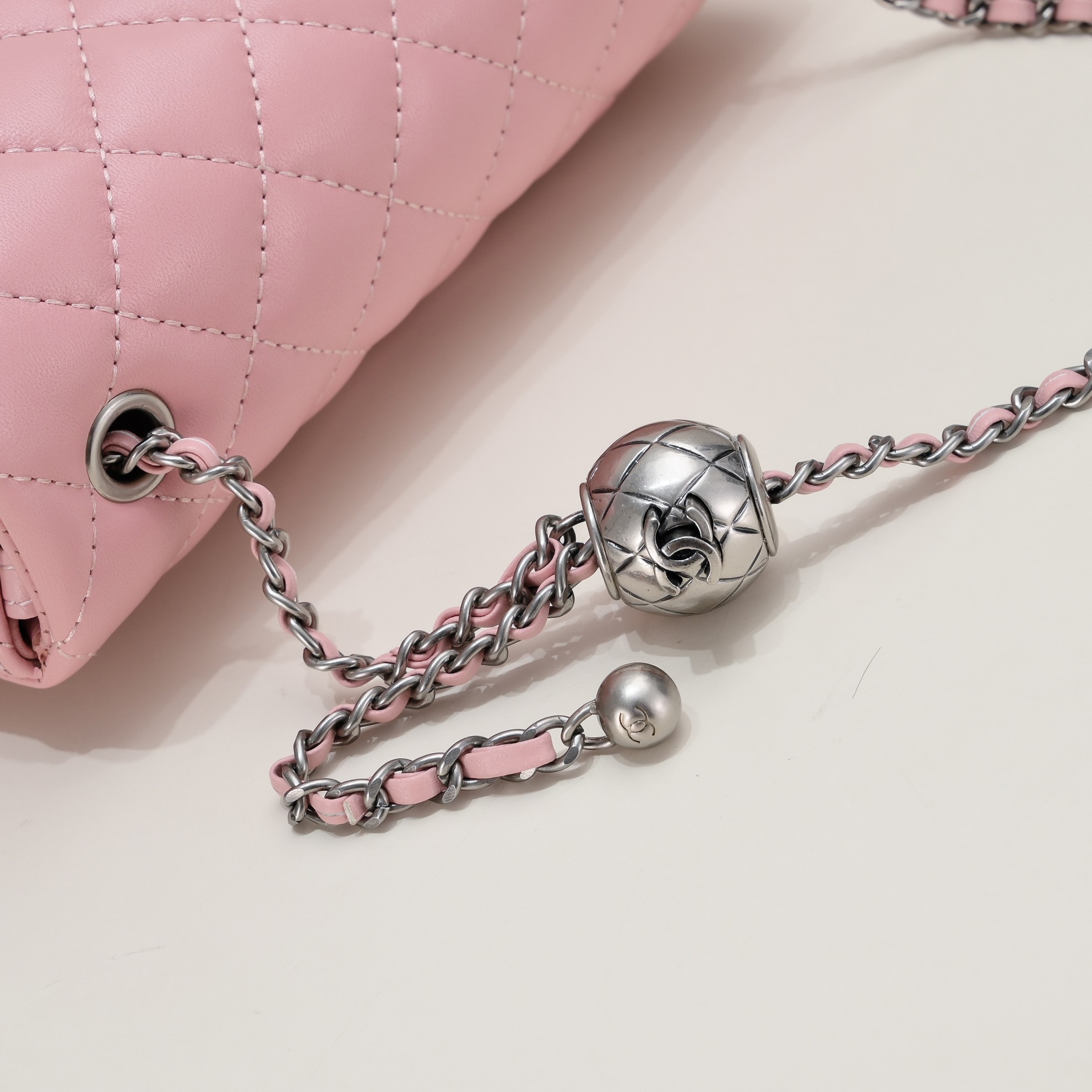 Chanel Cross Body Metal Ball Chain Shoulder Bag Handbag