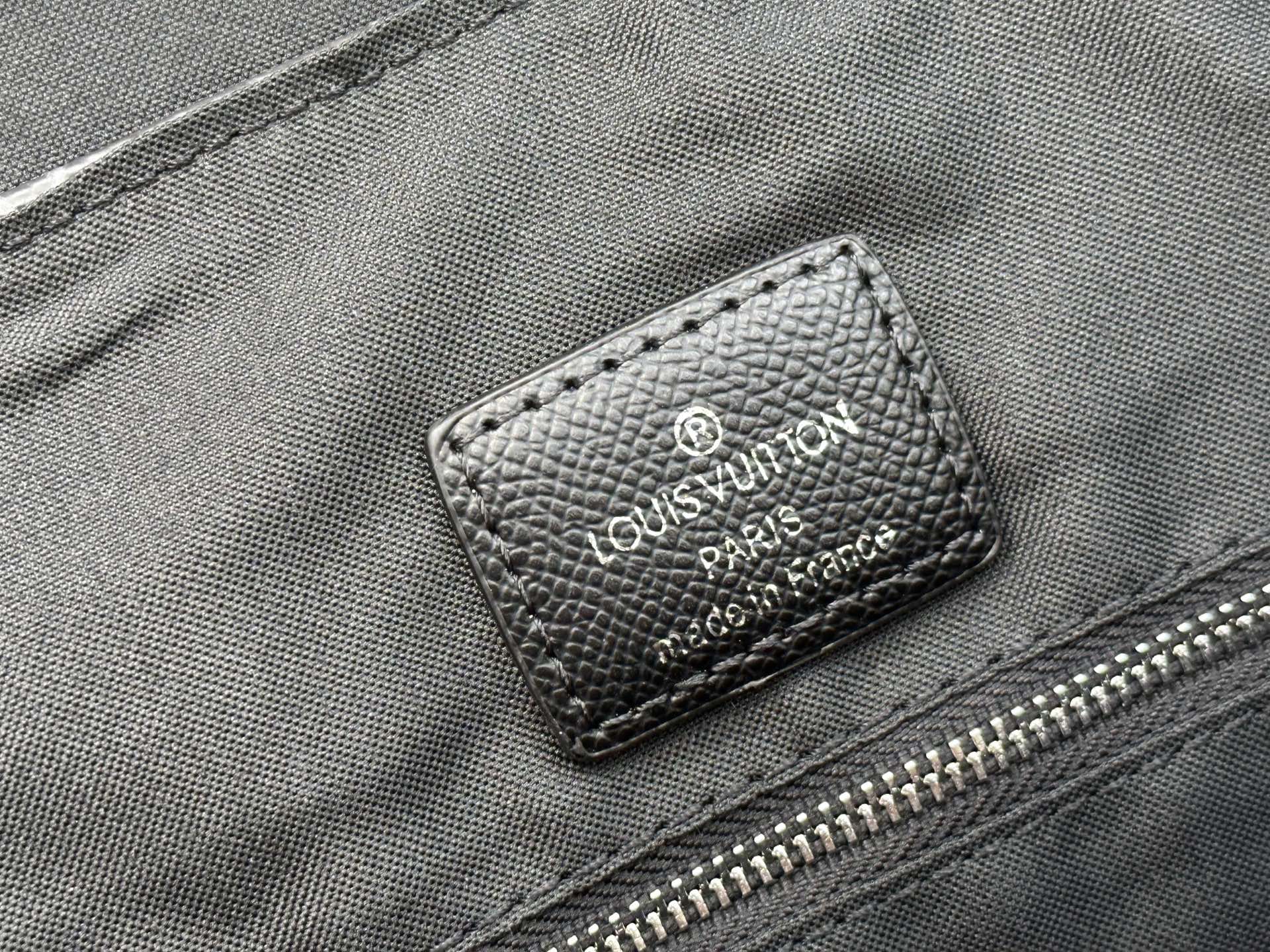 Louis Vuitton  Taïgarama  Outdoor Backpack M30417 M30419