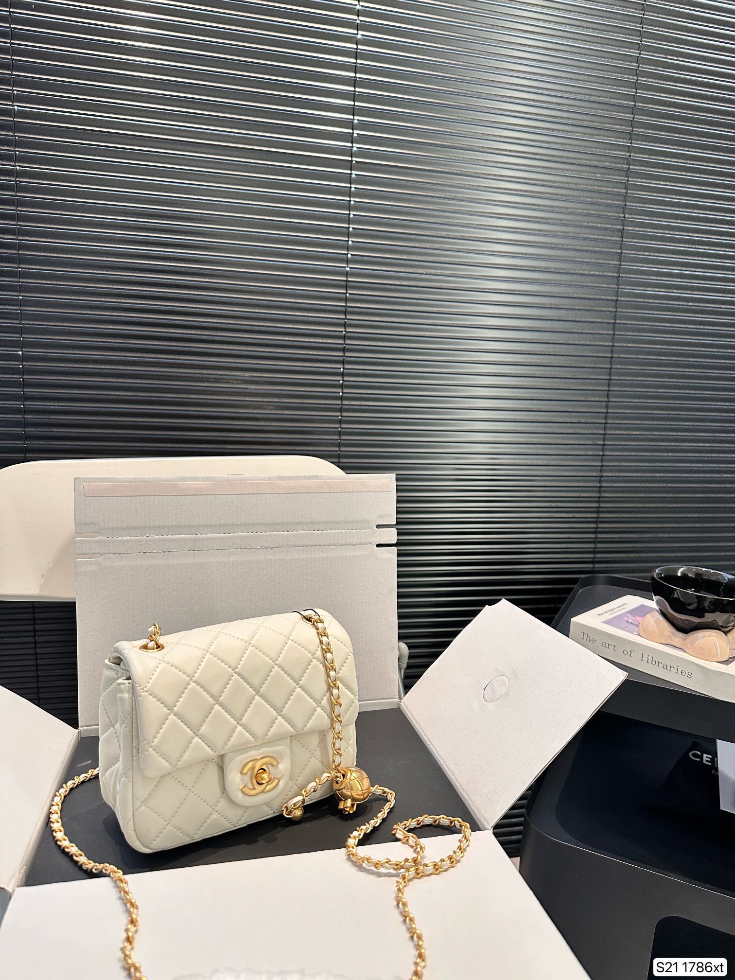 Chanel Shoulder Bag 1786 LLS071 17cm