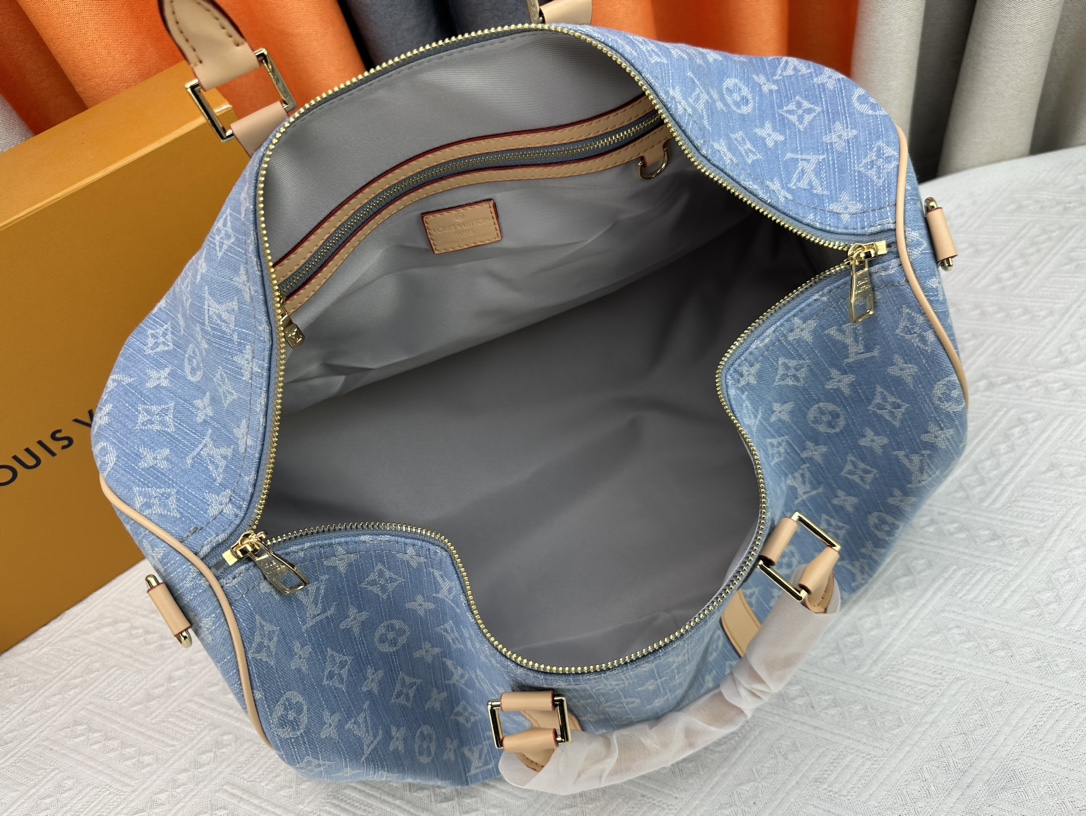 Louis Vuitton  KEEPALL BANDOULIÈRE 50 travel bag