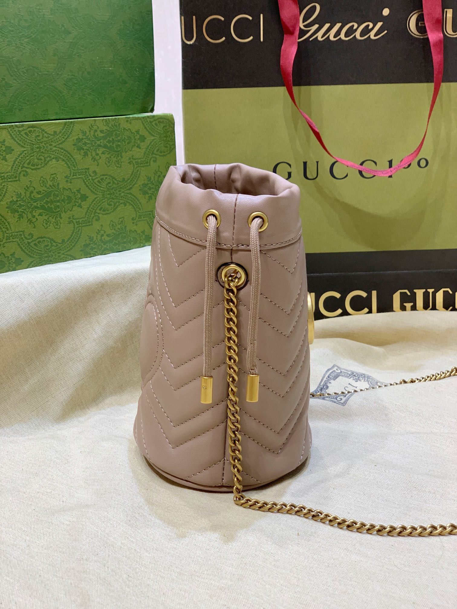 GG Marmont Mini Bucket bag 575163 LM051 19cm
