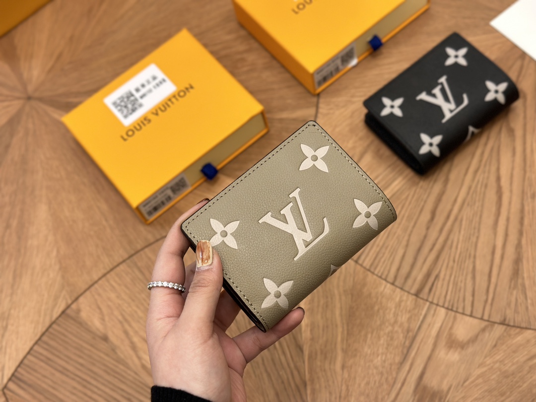 LV Wallet M80152 DB511 11.5cm