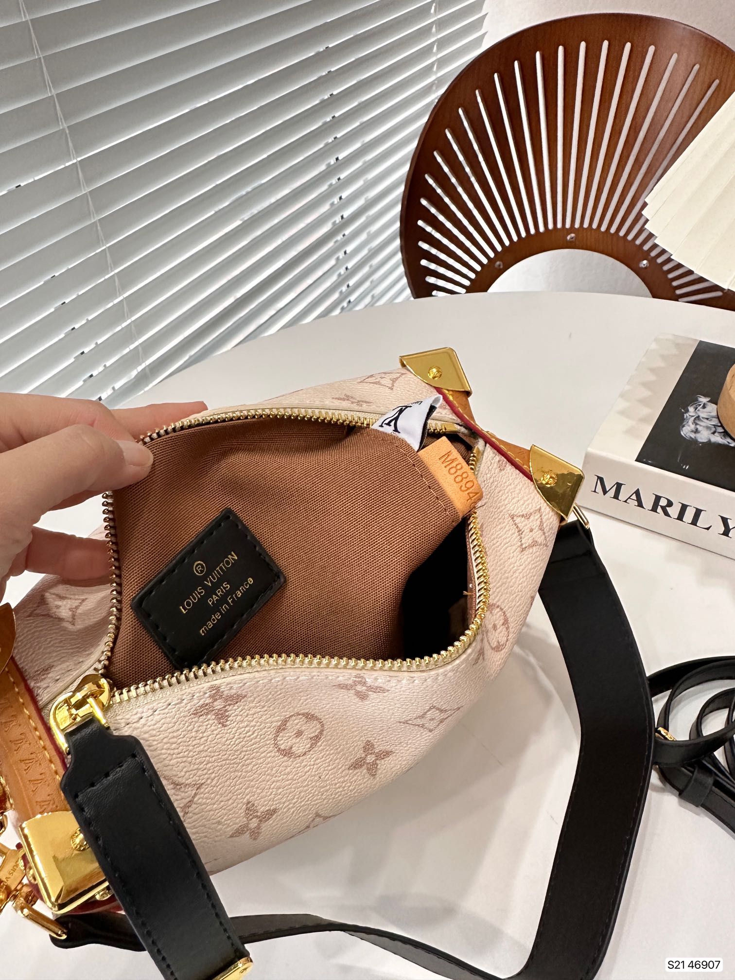 LV Side Trunk Bag 46907 LLS071 23cm