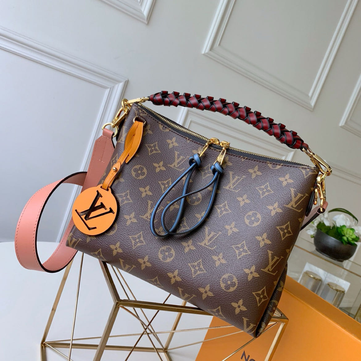 LV Beaubourg Hobo Bag M55090 LM061 25cm