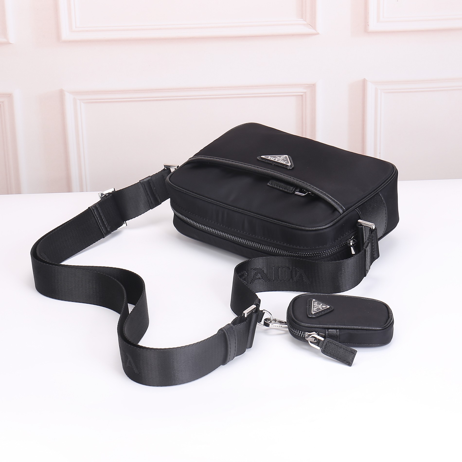 Prada Shoulder Bag 1048 TS041 23cm