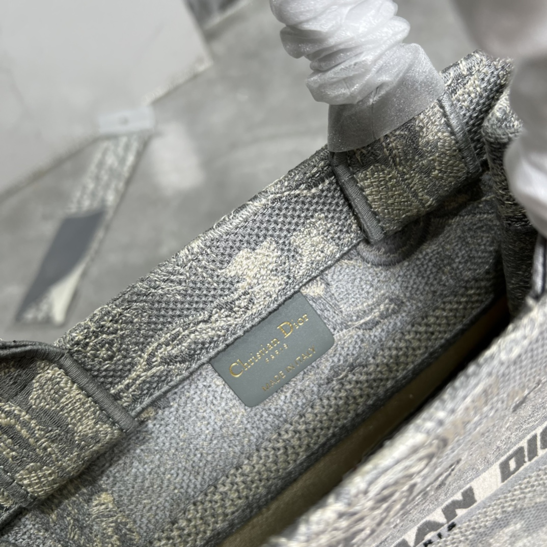 10A + top quality Small Dior Book Tote 0175 XB012 26cm