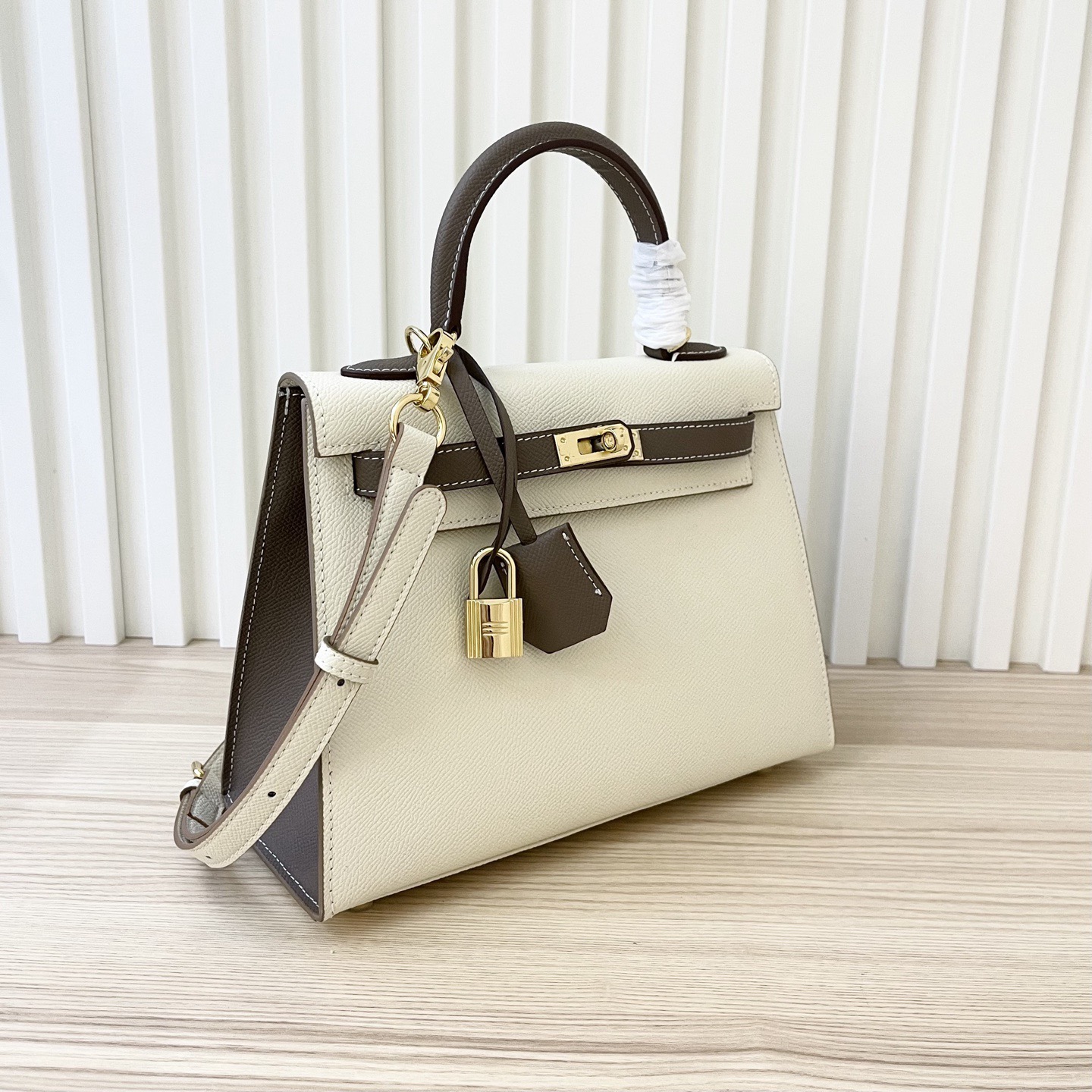 Hermes 28cm Kelly Bag Togo Leather Handbag  Pink