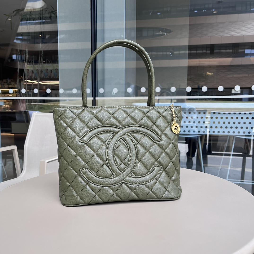 Chanel 3326 Green LM091 30cm