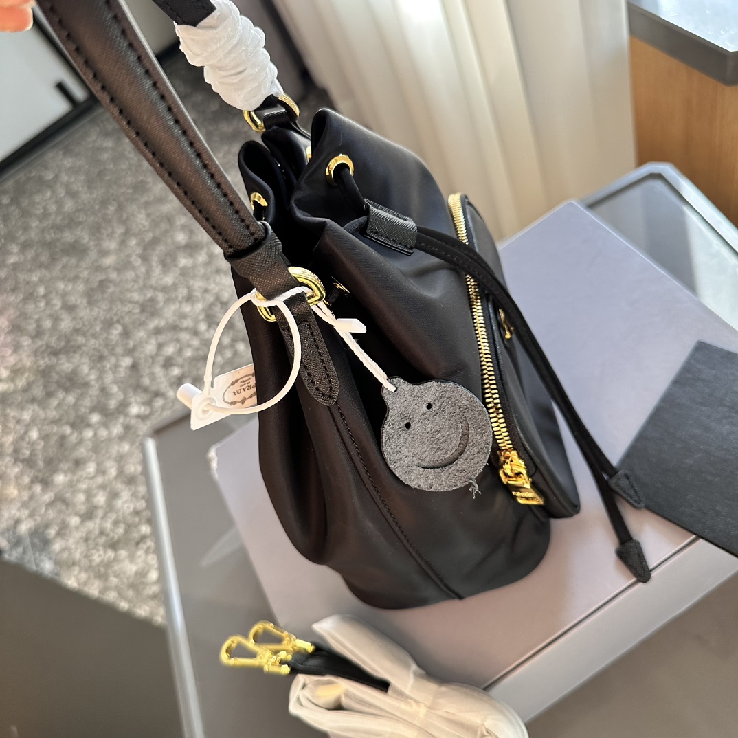Prada Bucket Bag 004 DB041 19cm