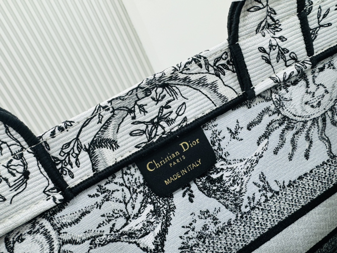 Dior Book Tote Embroider Medium Shoulder Bag Handbag