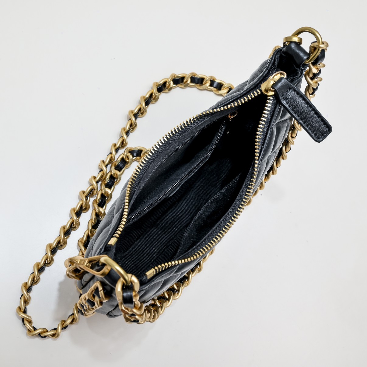 Chanel 23B Hobo Shoulder Bag Handbag