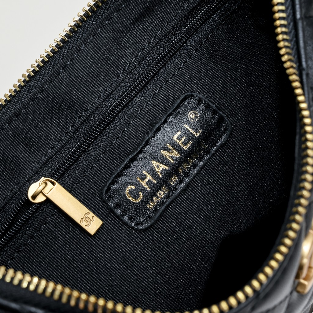 Chanel 23B Hobo Shoulder Bag Handbag
