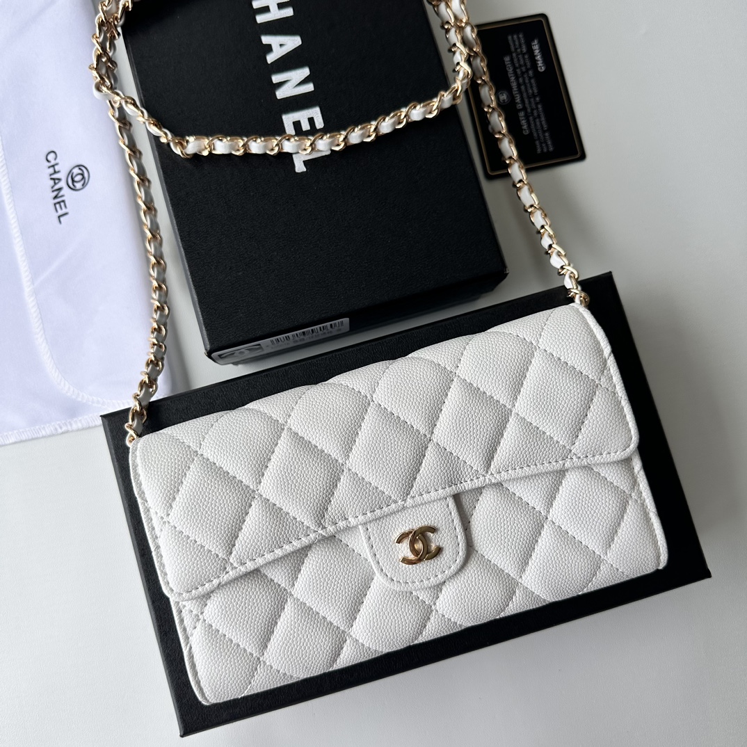 Chanel Chain Bag A50076 LM59 18cm