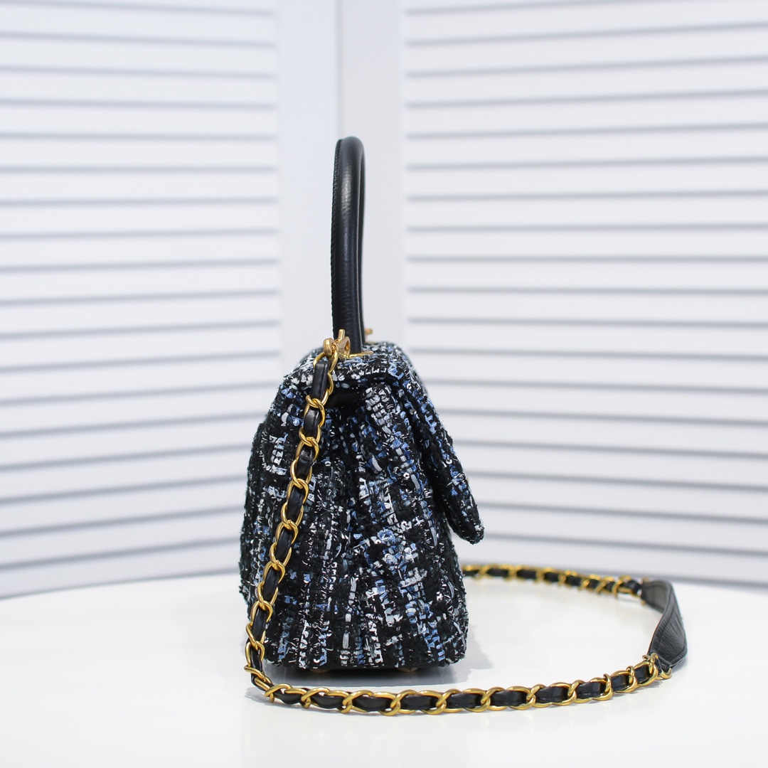 Chanel  Shoulder Bag Handbag