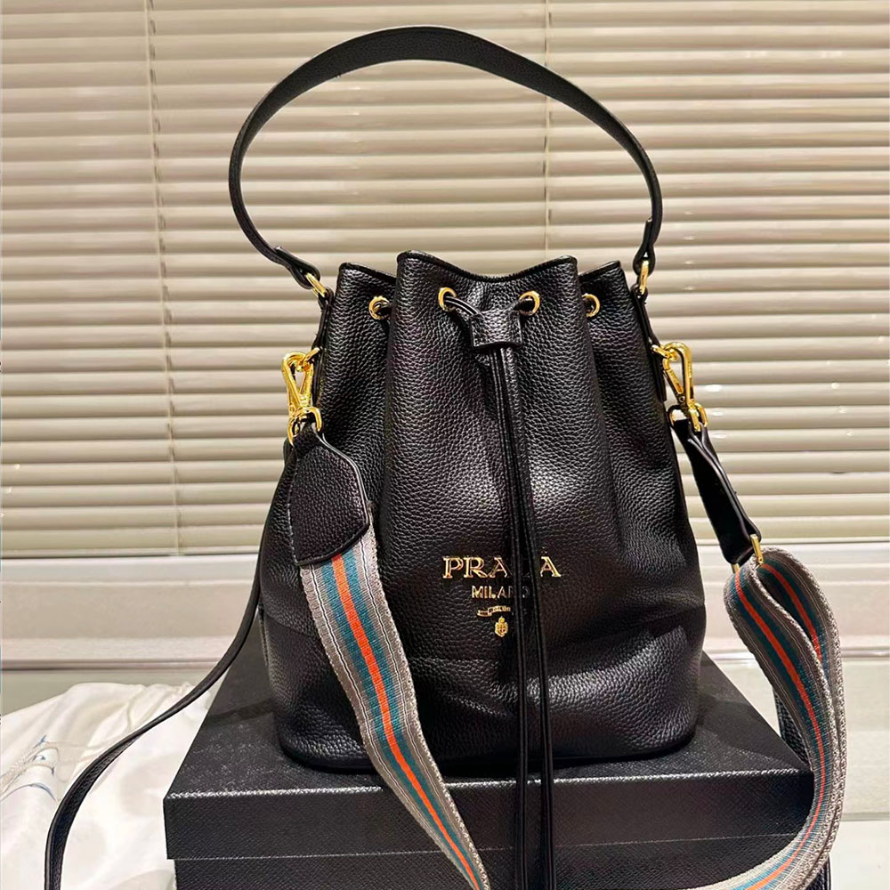 Prada Drawstring Cowhide Shoulder Bag Handbag（Replica）