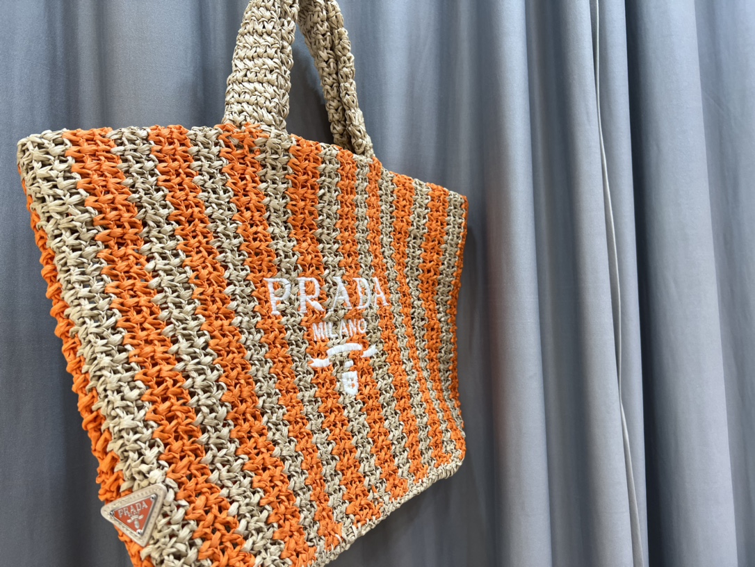 Prada 392 Orange LM051 40cm