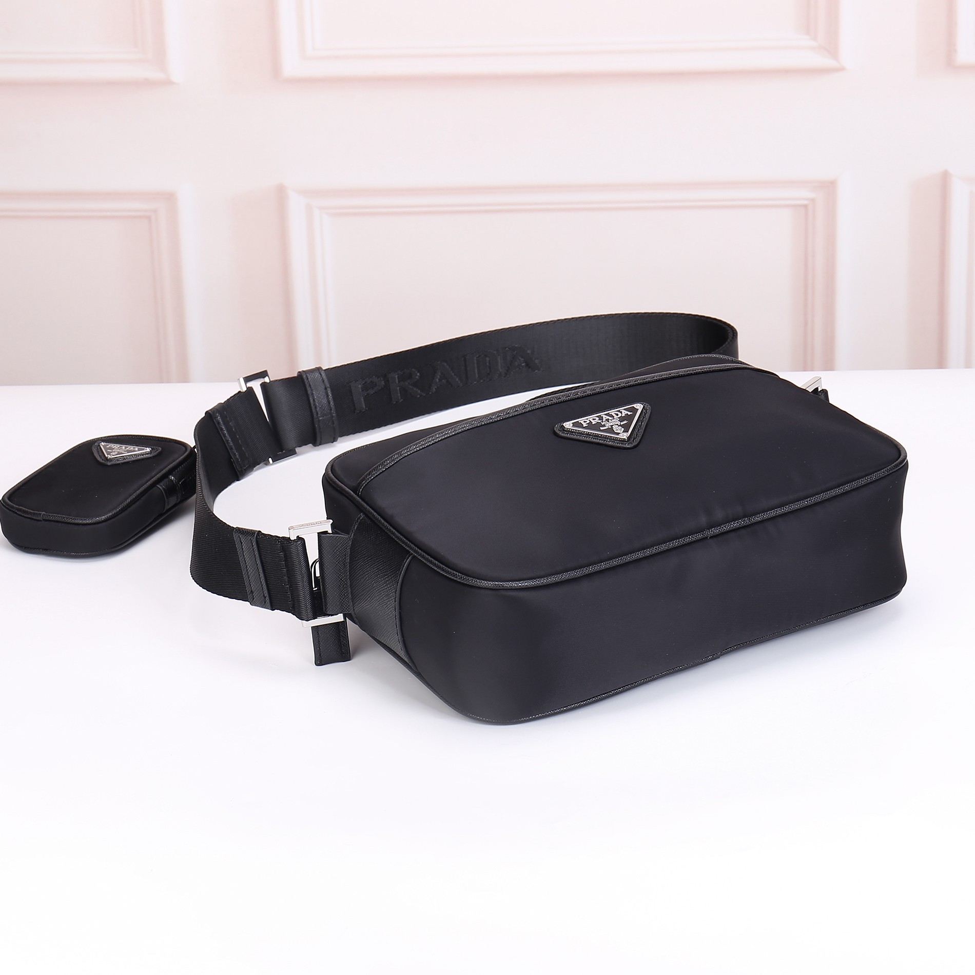 Prada Shoulder Bag 1048 TS041 23cm