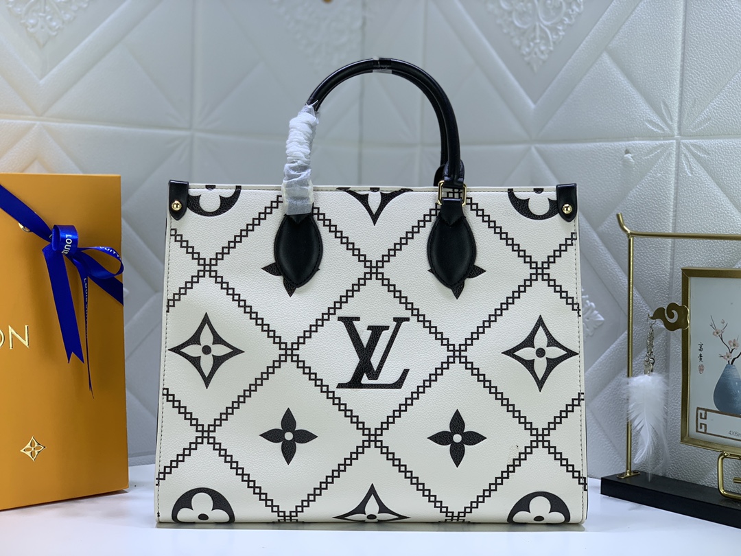 Louis Vuitton ONTHEGO