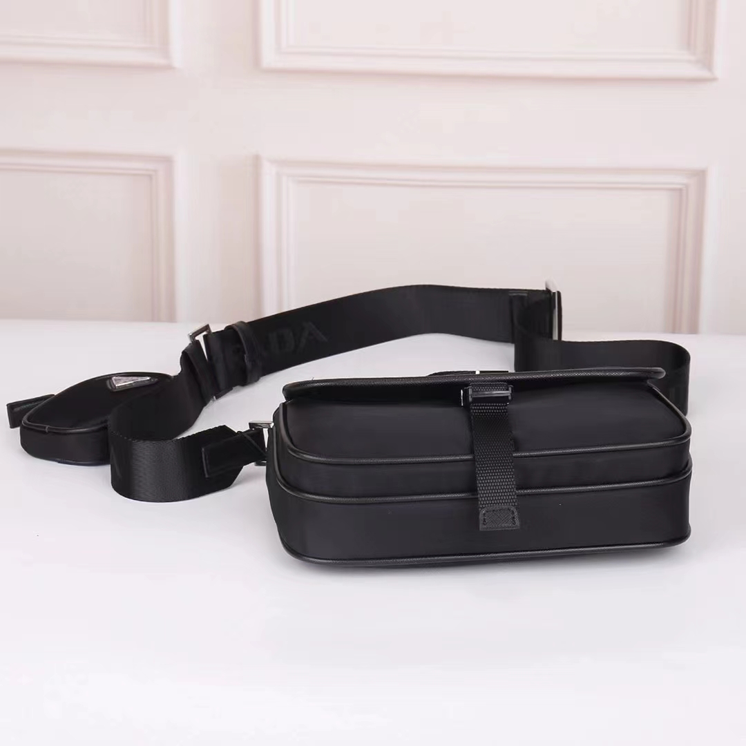 Prada 2133 (Non-removable shoulder strap) 22*16*5 cm HMF541