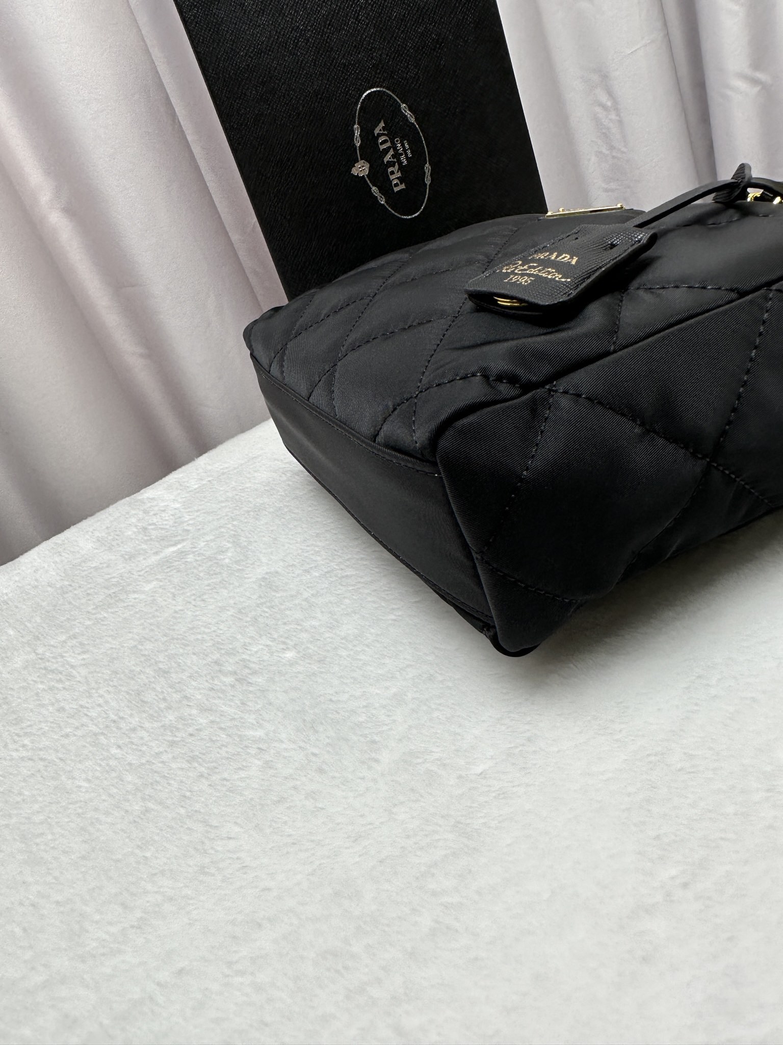 Prada Re-Nylon Tote Black 1BG468 22PJ051 25cm