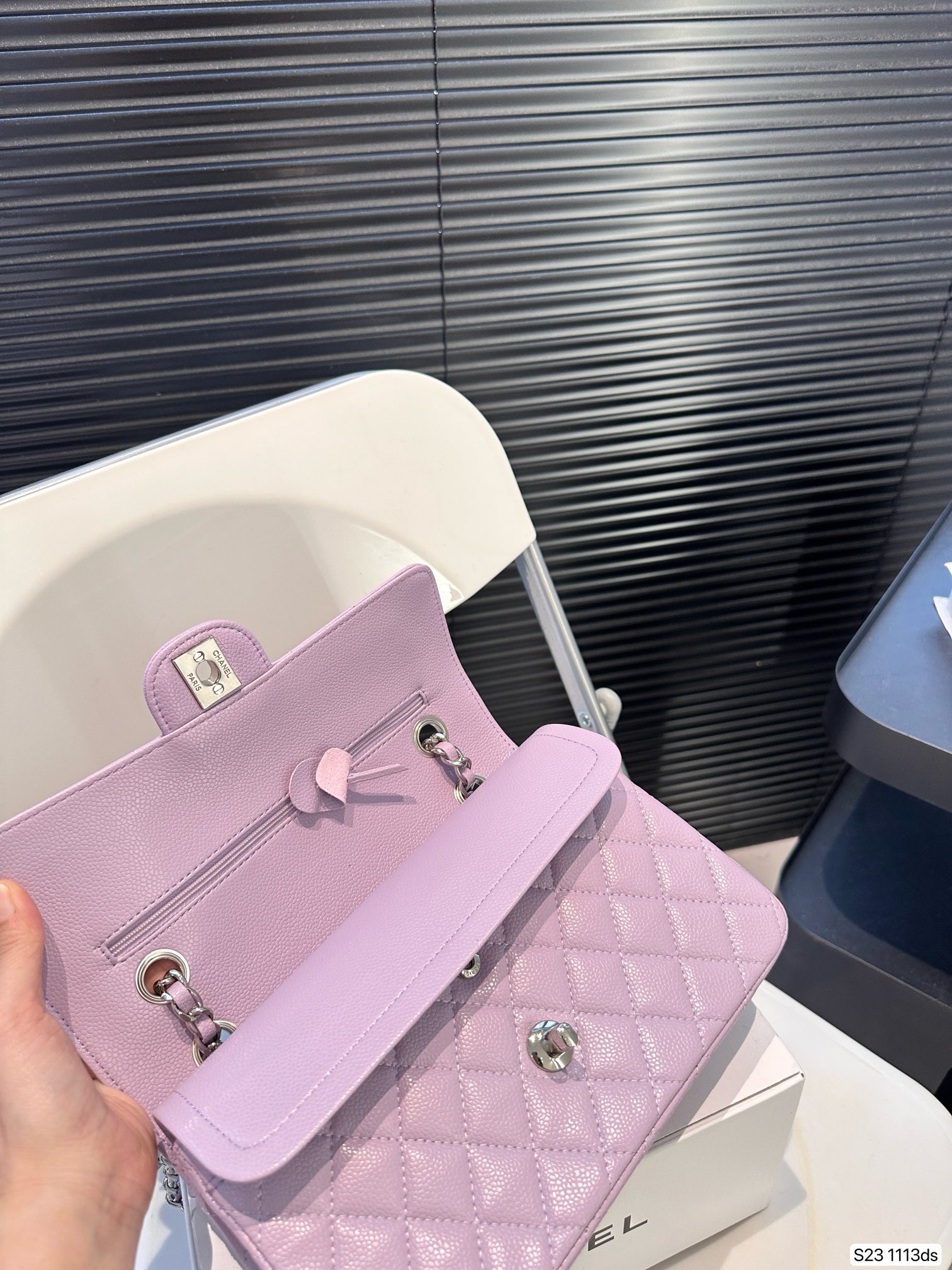 Chanel Classic Flap Bag Caviar 1113 LLS081 23cm