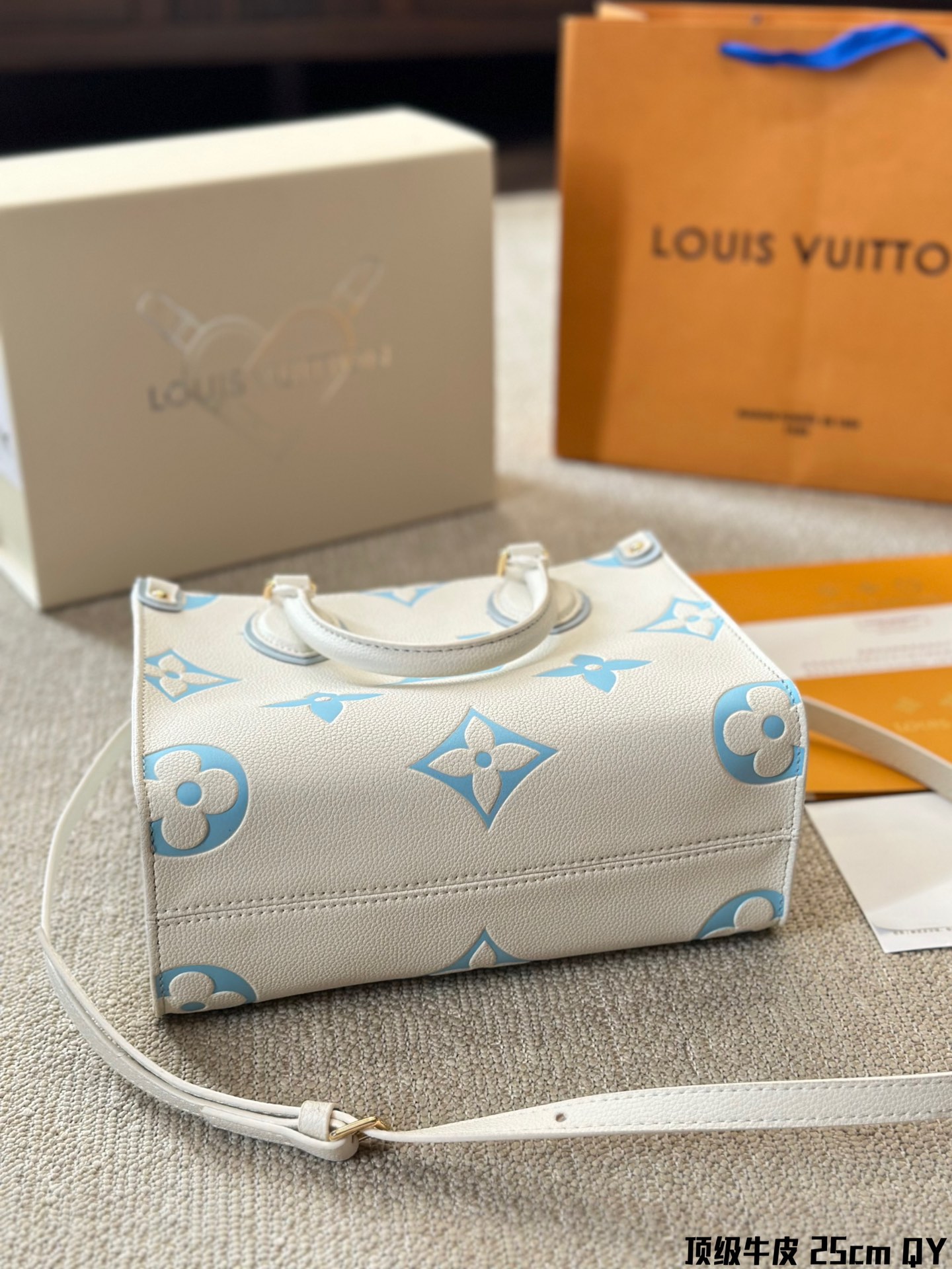 LV onthego Bag 006 DB502 25cm