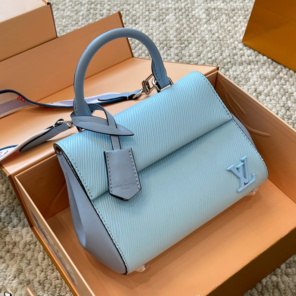 Louis Vuitton LV  Cluny Grained Leather Shoulder Bag Handbag (Replica)