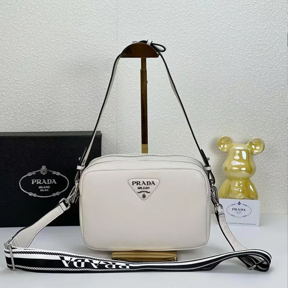 Prada0838 22PJ061 22cm