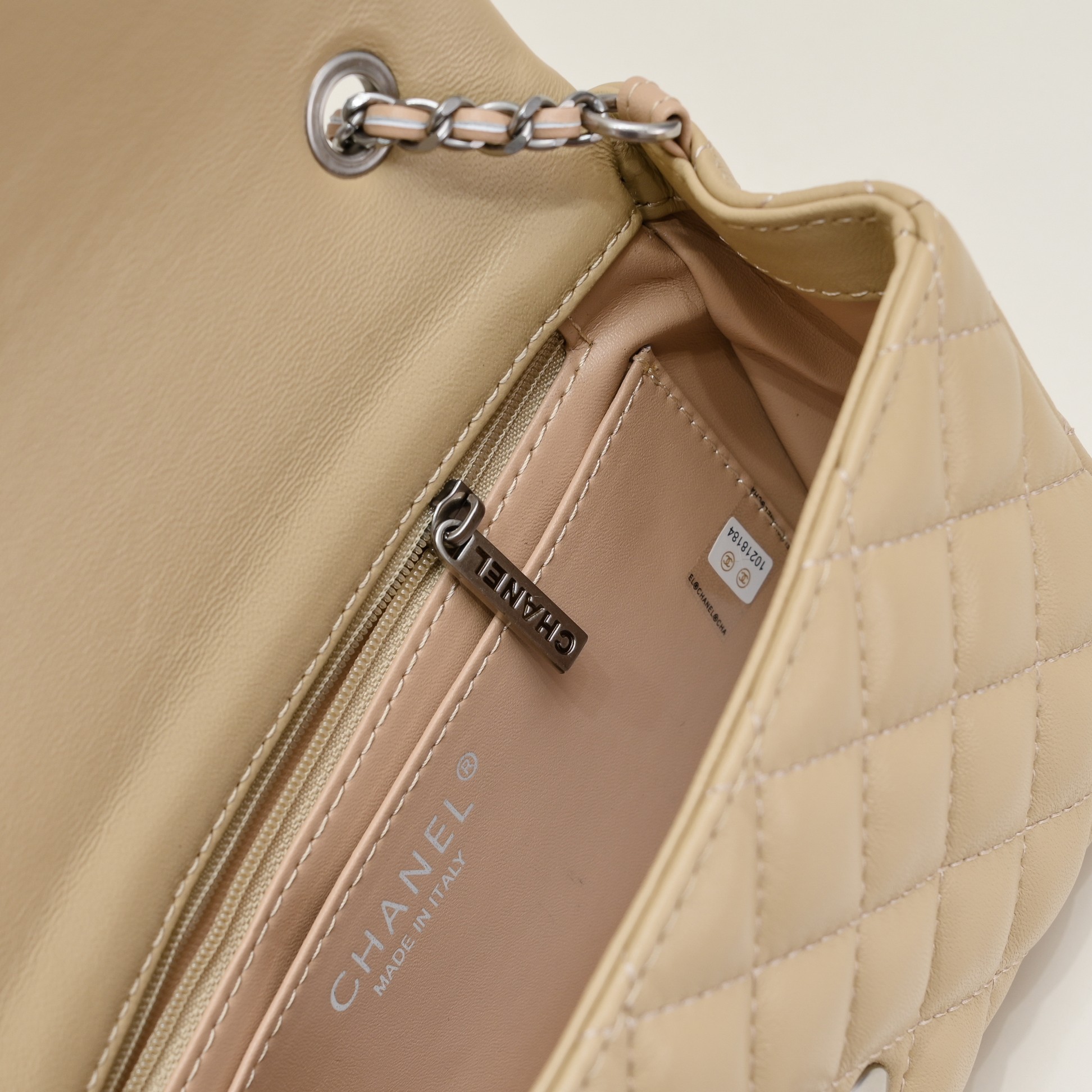 Chanel Cross Body Metal Ball Chain Shoulder Bag Handbag