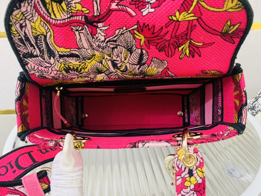 10A + top quality Dior Medium Lady D-Lite Bag 9920 DD003 24cm