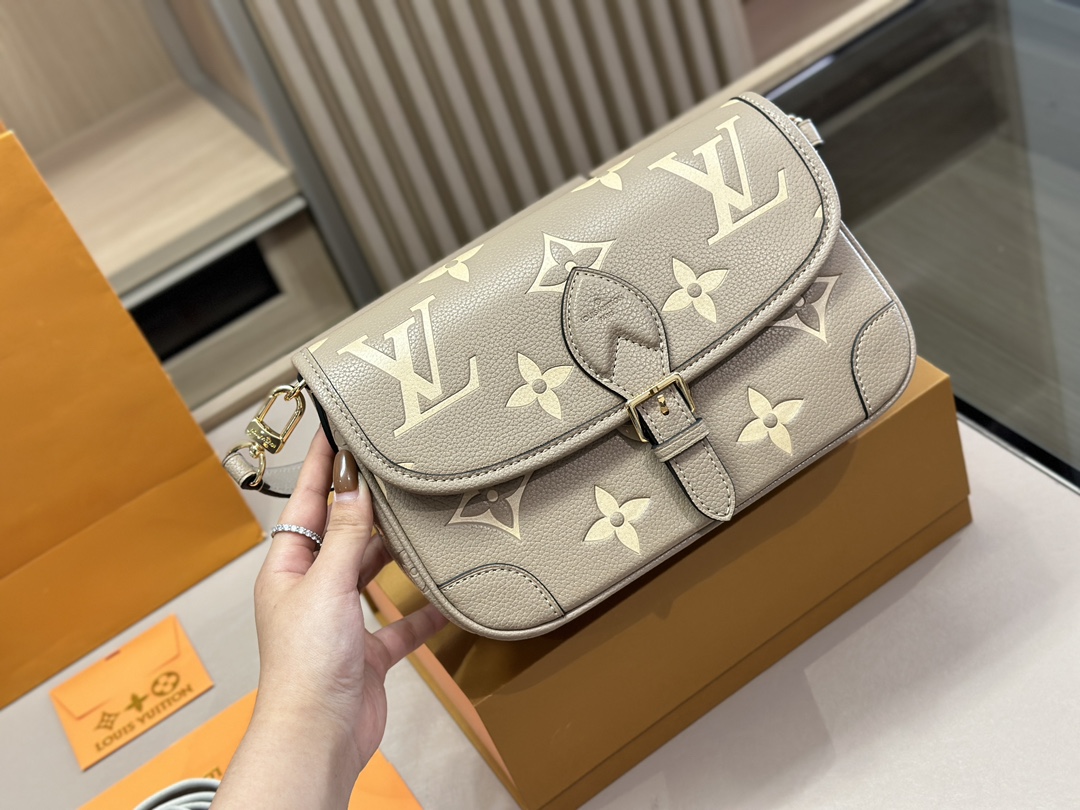 LV DIANE Bag M45985 DB512 25cm